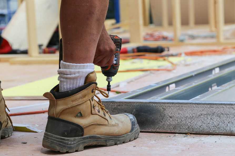 Drywall Taper Apprentice Job Information Toronto Tapers